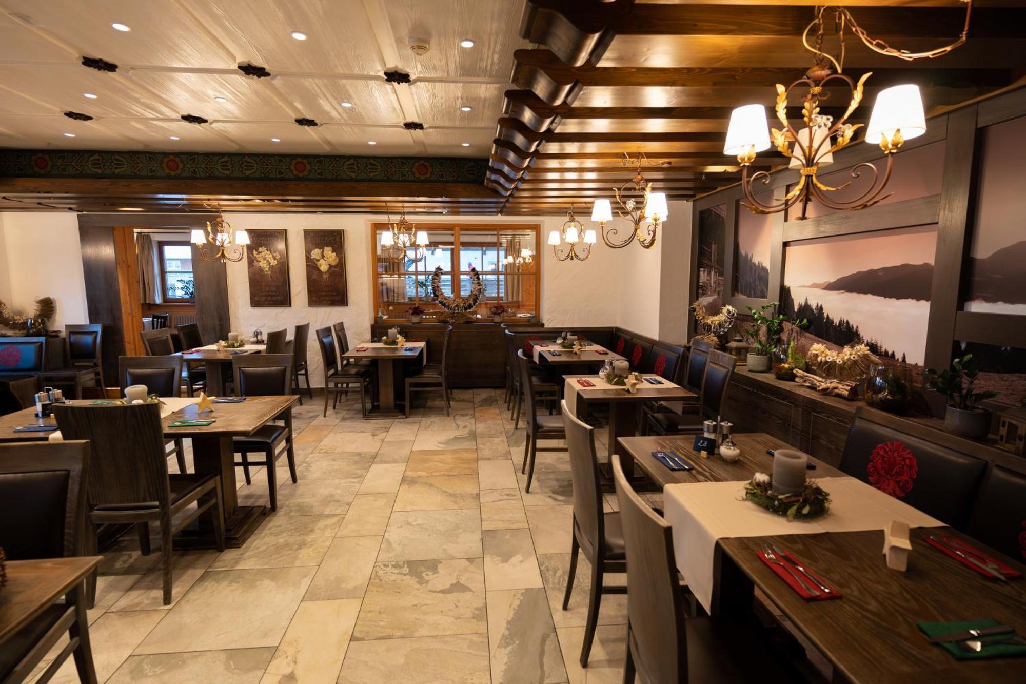 ריצלרן Haller'S Posthotel מראה חיצוני תמונה